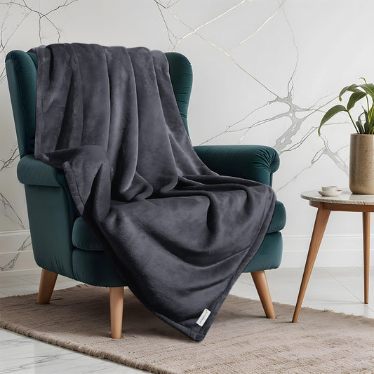 Flannel Blanket Queen 220x240cm Suitable for All Seasons, Warm Throw Blanket - Black - Cotton Home