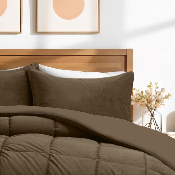 Luxury Velvet 3-Piece Queen Comforter Set - 220x240 cm- Khaki
