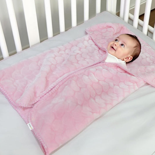 Baby Breathable Swaddle Blanket – Ultra Soft, Lightweight & Cozy Plush with Embossed Hearts, 90x80cm Pink