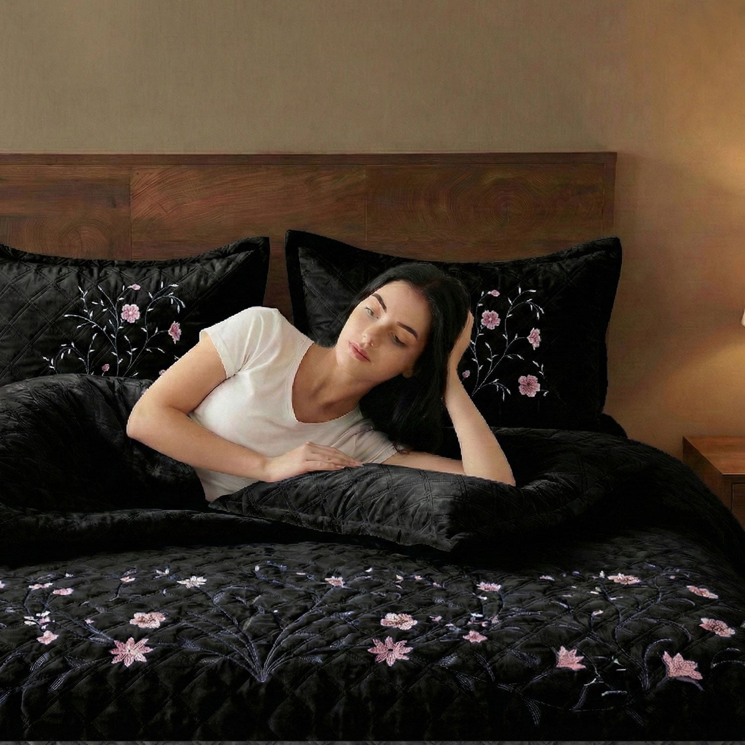 Velvet Quilt Set 3-Piece Diamond Quilted Bedspread Set 220×240cm with two pillow case Black