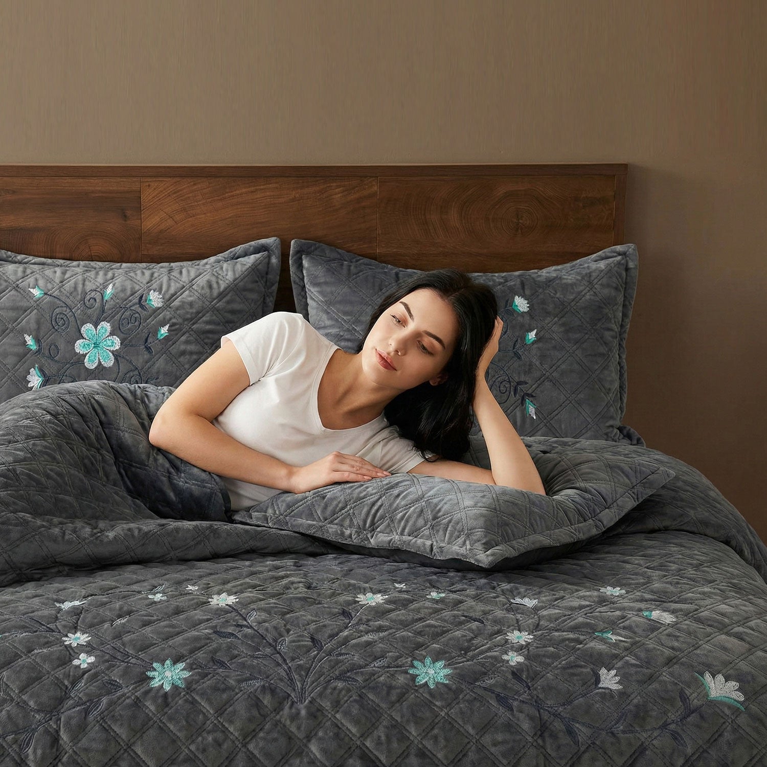 Velvet Quilt Set 3-Piece Diamond Quilted Bedspread Set 220×240cm with two pillow case Dark Gray