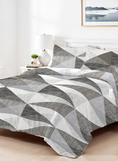 4PC Kids Duvet Cover Set – 160x220 Graphite Angles Design 100% Premium Cotton