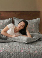 Velvet Quilt Set 3-Piece Diamond Quilted Bedspread Set 220×240cm with two pillow case Light Gray