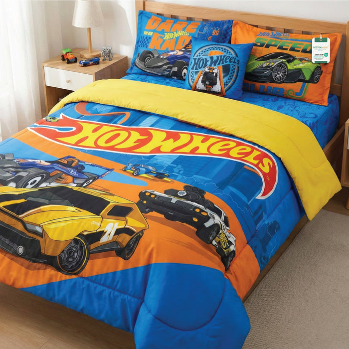 Hot Wheels Official Kids Bedding Set – 5 Piece Comforter Set Cozy & Colorful Cartoon Character with Matching Pillowcases & Bedsheet