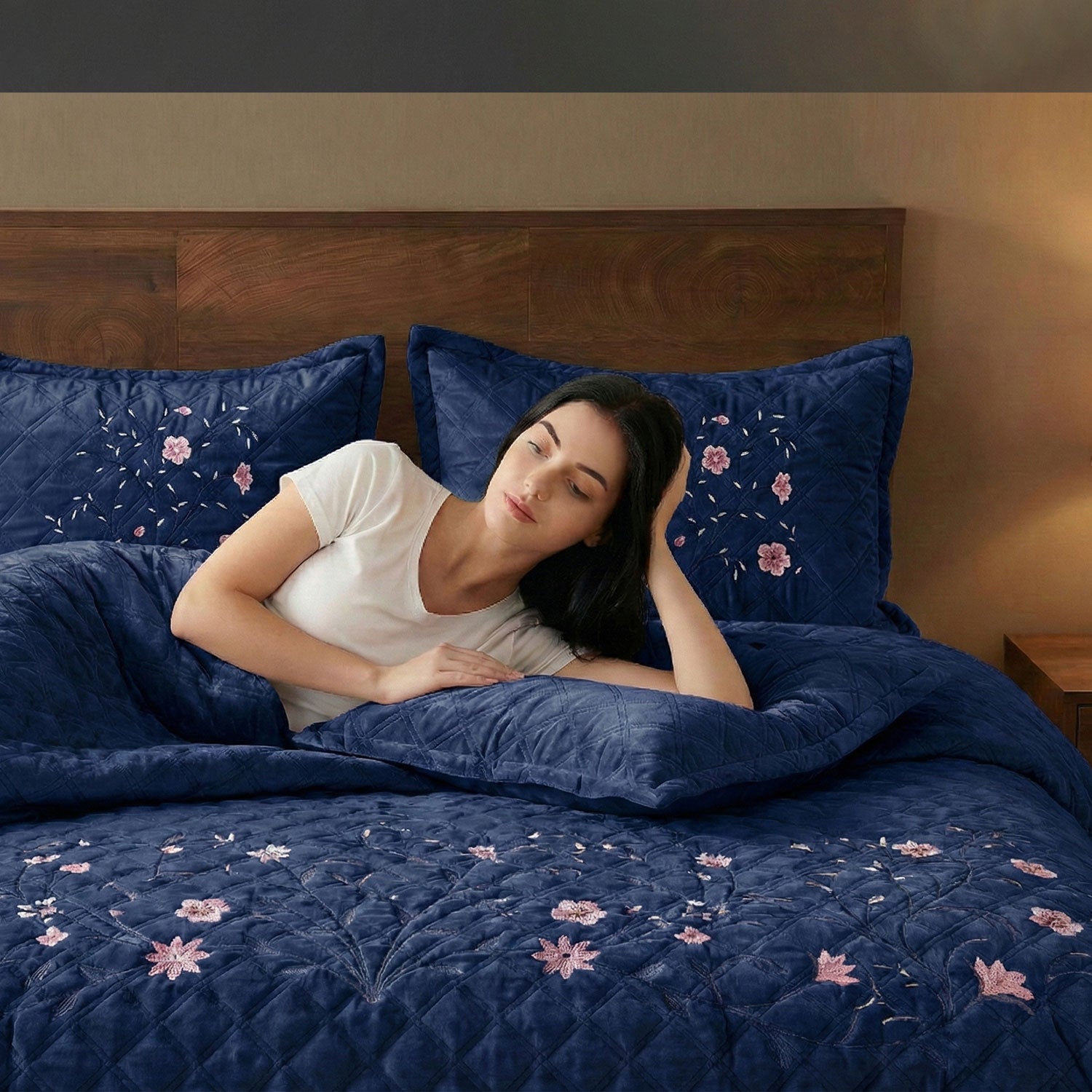 Velvet Quilt Set 3-Piece Diamond Quilted Bedspread Set 220×240cm with two pillow case Navy Blue