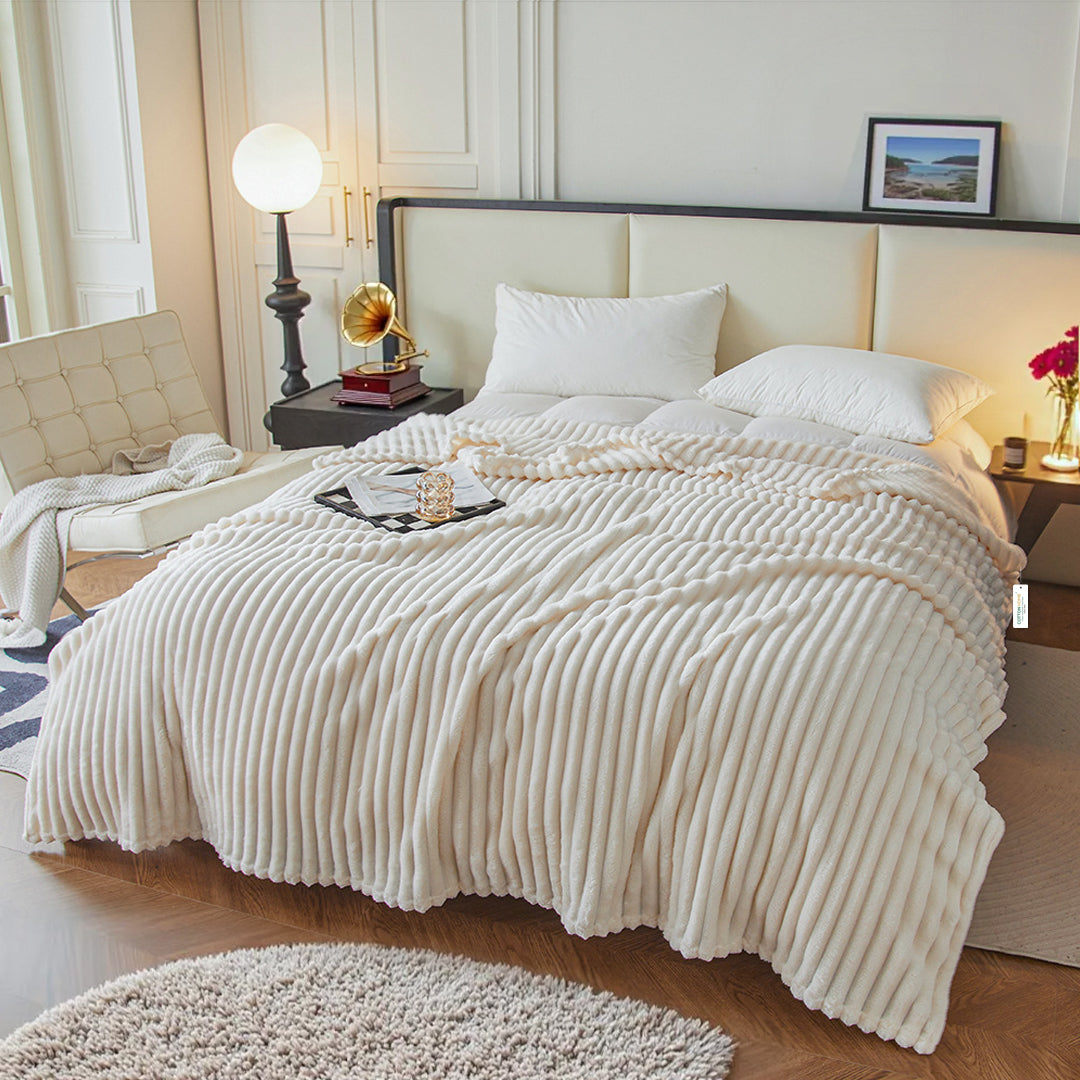Plush Stripe Blanket Queen Size 220x240 Ivory - Cotton Home