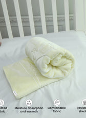 Ultra-Soft Embossed Baby Blanket – Lightweight, Cozy & Plush 140x110cm, Yellow